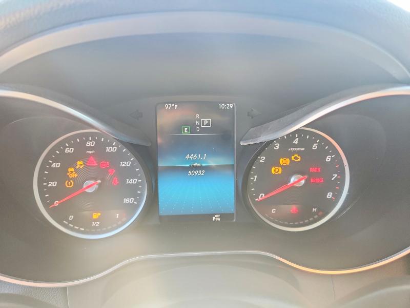 61673436 :رقم المزاد ، W1N0G8DB5NV335876 vin ، 2022 Mercedes-benz Glc مزاد بيع