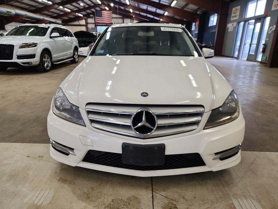 Aukcja sprzedaży 2013 Mercedes-benz C, vin: WDDGF8AB7DR279496, numer aukcji: 61775226