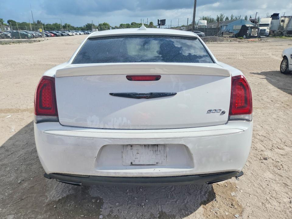 2018 Chrysler 300 მანქანა იყიდება აუქციონზე, vin: 2C3CCABT0JH222914, აუქციონის ნომერი: 60752766