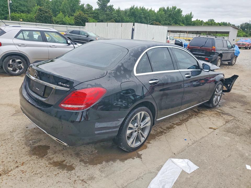 Продаж на аукціоні авто 2018 Mercedes-benz C, vin: 55SWF4KB2JU259606, номер лоту: 62071916