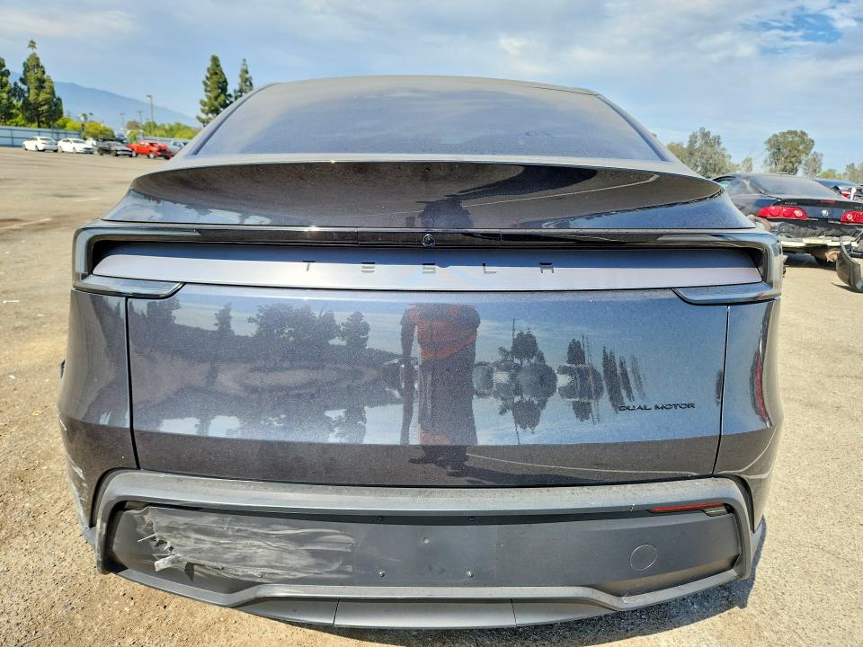 Продаж на аукціоні авто 2026 Tesla Model Y, vin: 7SAYGAEE9TF580852, номер лоту: 60794636