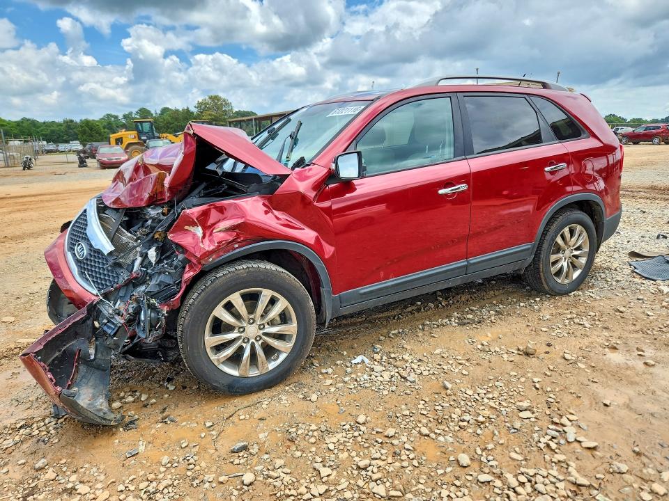 61221116 :رقم المزاد ، 5XYKU4A24BG043886 vin ، 2011 Kia Sorento مزاد بيع