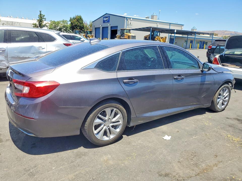 Продаж на аукціоні авто 2018 Honda Accord, vin: 1HGCV1F18JA007909, номер лоту: 60840146