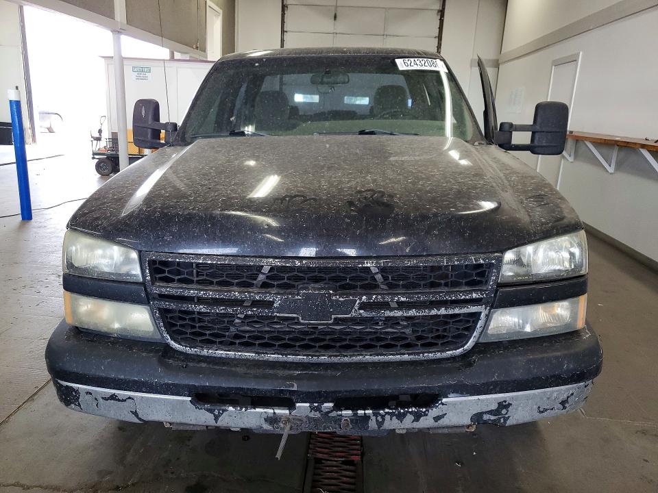 2006 Chevrolet Silverado მანქანა იყიდება აუქციონზე, vin: 2GCEC13V661322892, აუქციონის ნომერი: 62432086