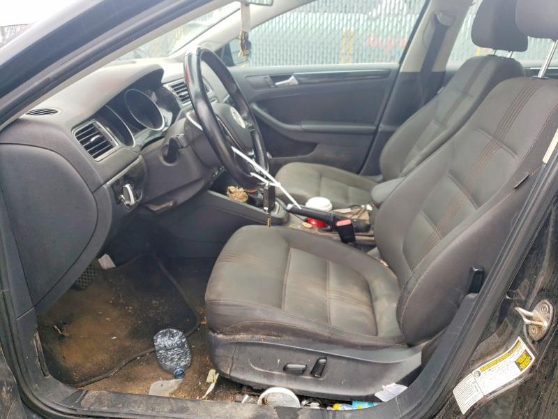 63504006 :رقم المزاد ، 3VWDB7AJ7HM306775 vin ، 2017 Volkswagen Jetta مزاد بيع