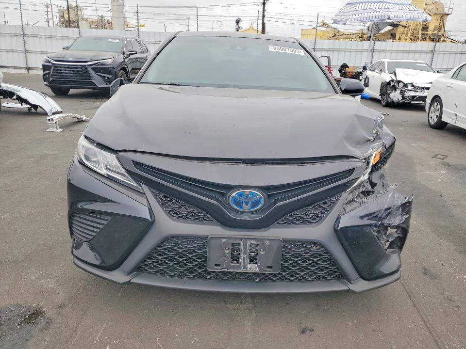 2019 Toyota Camry Hybrid მანქანა იყიდება აუქციონზე, vin: 4T1B21HK2KU516057, აუქციონის ნომერი: 85987505