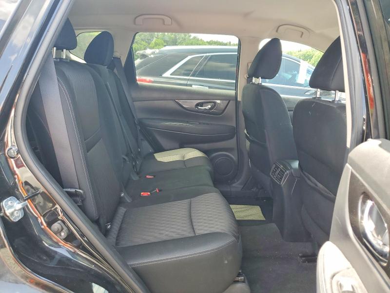 61165766 :رقم المزاد ، KNMAT2MVXJP621963 vin ، 2018 Nissan Rogue مزاد بيع