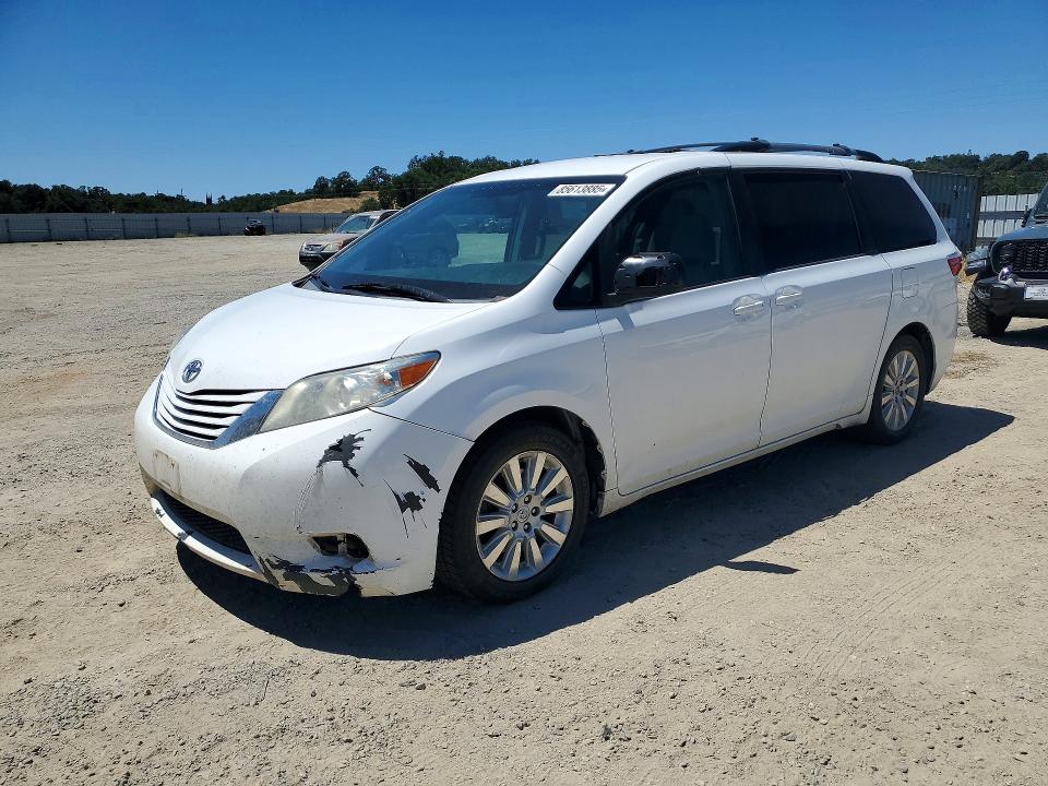 2015 Toyota Sienna მანქანა იყიდება აუქციონზე, vin: 5TDJK3DC7FS123174, აუქციონის ნომერი: 85613885