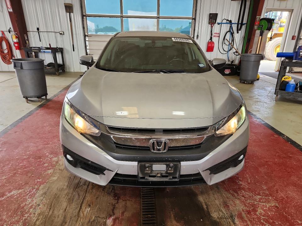 2016 Honda Civic მანქანა იყიდება აუქციონზე, vin: 2HGFC1F74GH635922, აუქციონის ნომერი: 60360326
