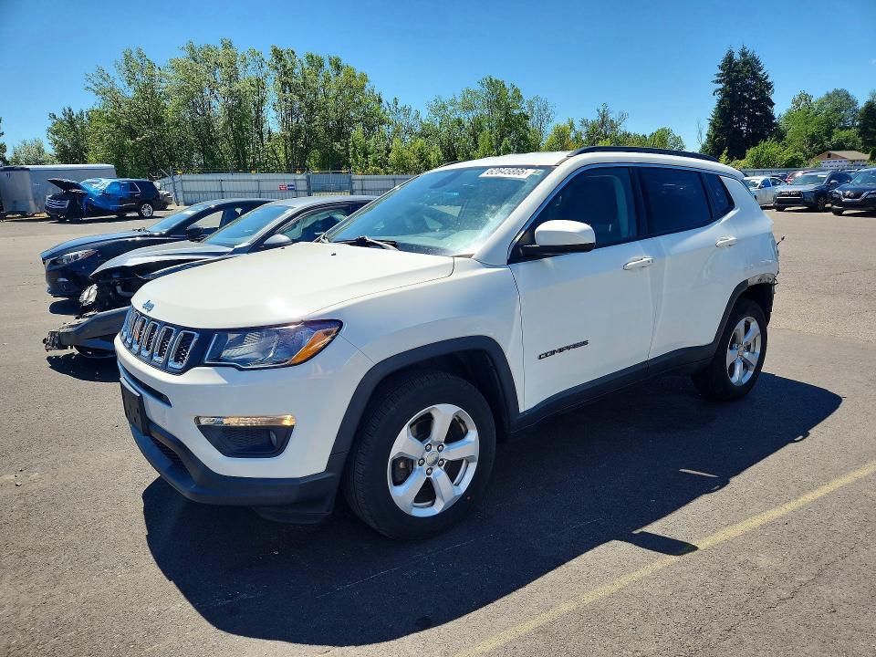 62645866 :رقم المزاد ، 3C4NJDBB3HT624253 vin ، 2017 Jeep Compass مزاد بيع