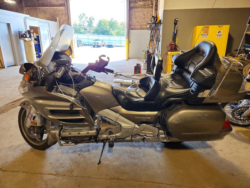 62210266 :رقم المزاد ، 1HFSC47F66A505308 vin ، 2006 Honda Gl1800 مزاد بيع