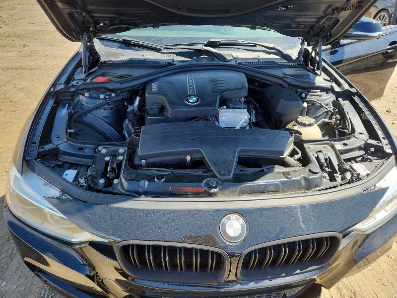 60530886 :رقم المزاد ، WBA8A9C54GK618557 vin ، 2016 Bmw 320 مزاد بيع