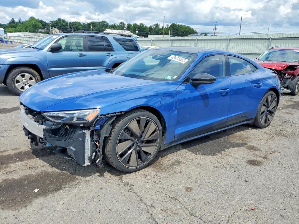 Продажа на аукционе авто 2024 Audi E-tron Gt, vin: WAUEJBFW4R7003768, номер лота: 62672266
