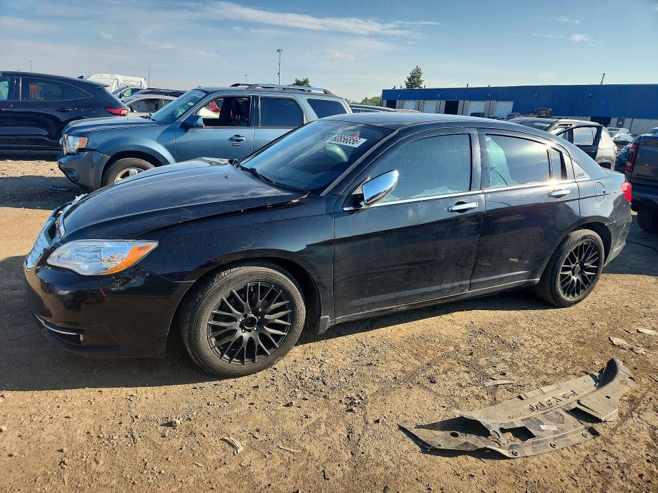 60856856 :رقم المزاد ، 1C3CCBCG7DN539947 vin ، 2013 Chrysler 200 مزاد بيع