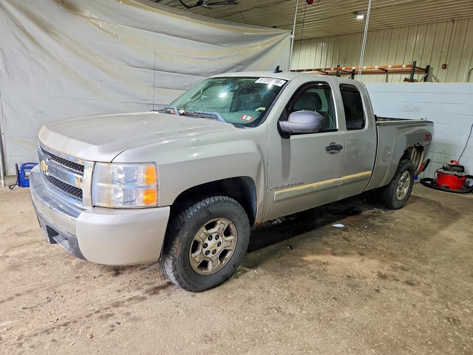 Auction sale of the 2008 Chevrolet Silverado, vin: 2GCEK19J081107339, lot number: 61208596