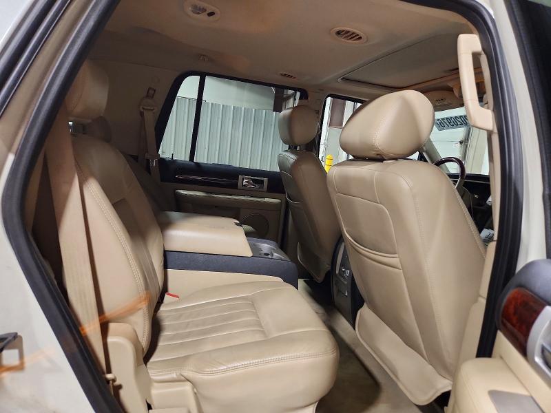 Продажа на аукционе авто 2006 Lincoln Navigator, vin: 5LMFU28566LJ16992, номер лота: 62020976