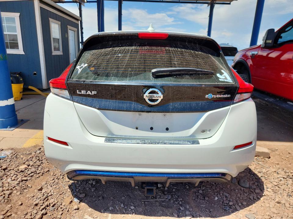 2018 Nissan Leaf მანქანა იყიდება აუქციონზე, vin: 1N4AZ1CPXJC304256, აუქციონის ნომერი: 61190986