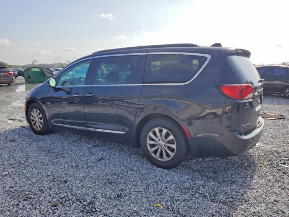 Продаж на аукціоні авто 2017 Chrysler Pacifica, vin: 2C4RC1BGXHR787832, номер лоту: 61925686
