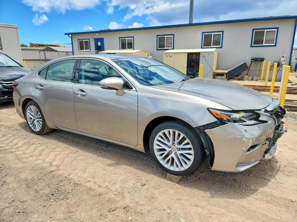 2016 Lexus Es მანქანა იყიდება აუქციონზე, vin: 58ABK1GG1GU015870, აუქციონის ნომერი: 61399566