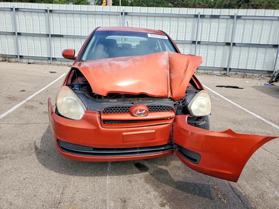 2010 Hyundai Accent მანქანა იყიდება აუქციონზე, vin: KMHCM3AC8AU161875, აუქციონის ნომერი: 63407926