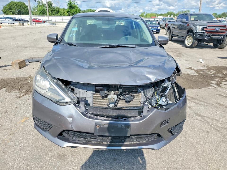 2018 Nissan Sentra მანქანა იყიდება აუქციონზე, vin: 3N1AB7AP6JY256771, აუქციონის ნომერი: 61889566