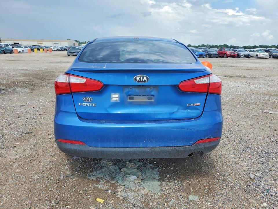 Продажа на аукционе авто 2015 Kia Forte, vin: KNAFX4A88F5348994, номер лота: 59824406