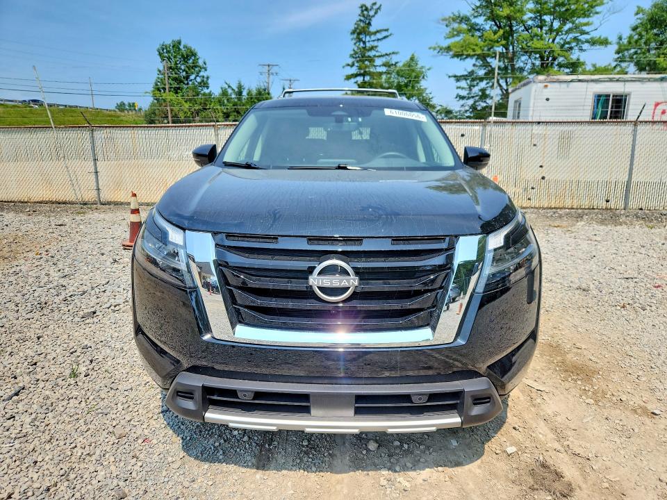 61006056 :رقم المزاد ، 5N1DR3CC1RC300121 vin ، 2024 Nissan Pathfinder مزاد بيع