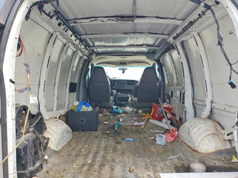 61746426 :رقم المزاد ، 1GCHG35U741124066 vin ، 2004 Chevrolet Express G3500 مزاد بيع