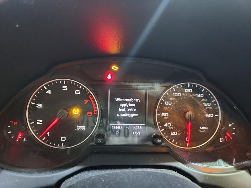 2011 Audi Q5 მანქანა იყიდება აუქციონზე, vin: WA1LFAFP0BA074323, აუქციონის ნომერი: 61534276