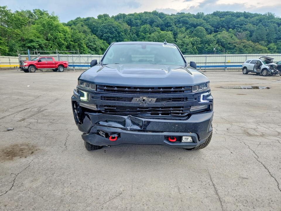 60423376 :رقم المزاد ، 1GCPYFED3MZ393449 vin ، 2021 Chevrolet Silverado مزاد بيع
