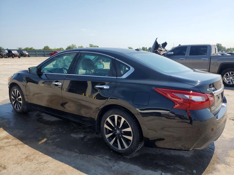 2018 Nissan Altima მანქანა იყიდება აუქციონზე, vin: 1N4AL3AP5JC200841, აუქციონის ნომერი: 61861286