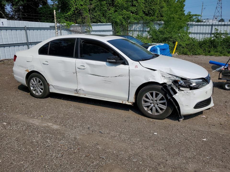 60186126 :رقم المزاد ، 3VWDK7AJ3DM407919 vin ، 2013 Volkswagen Jetta مزاد بيع