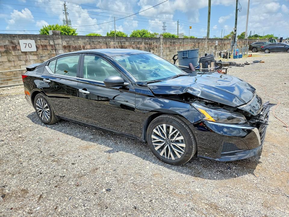 Продаж на аукціоні авто 2025 Nissan Altima, vin: 1N4BL4DV4SN421132, номер лоту: 62402146