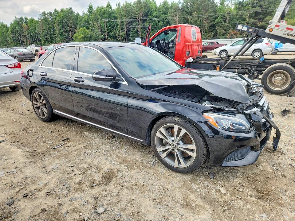 Продаж на аукціоні авто 2017 Mercedes-benz C, vin: 55SWF4JB8HU219736, номер лоту: 61781326