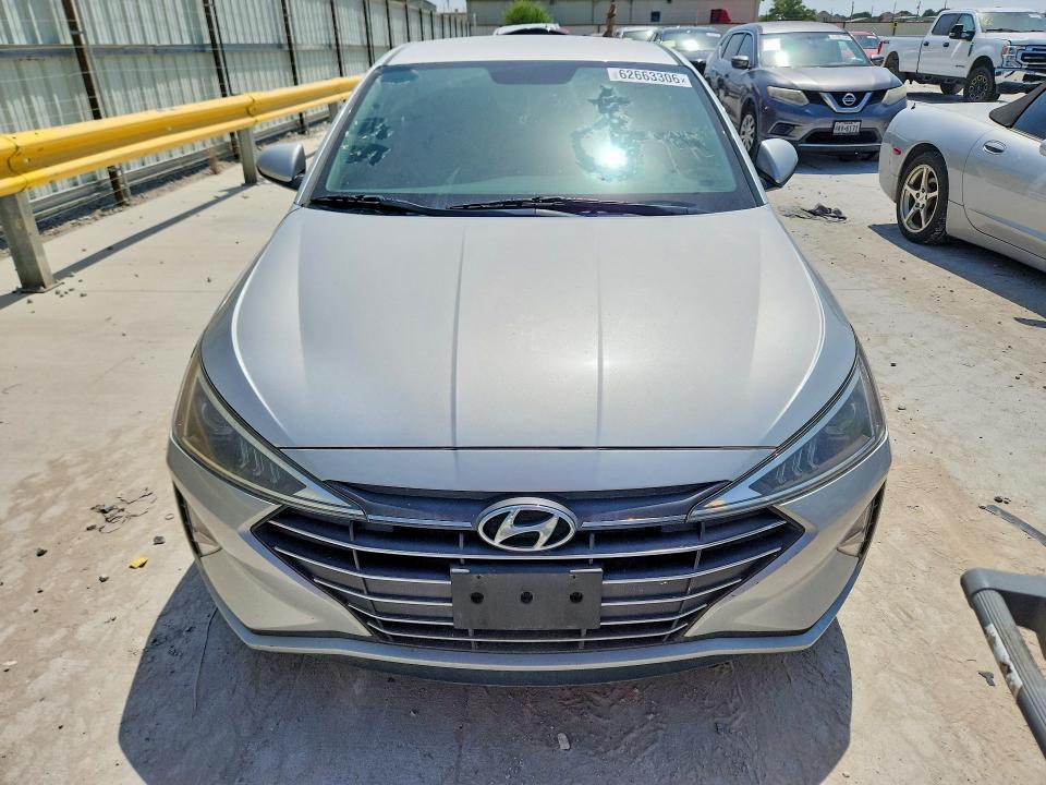 62663306 :رقم المزاد ، 5NPD74LF5KH440919 vin ، 2019 Hyundai Elantra مزاد بيع