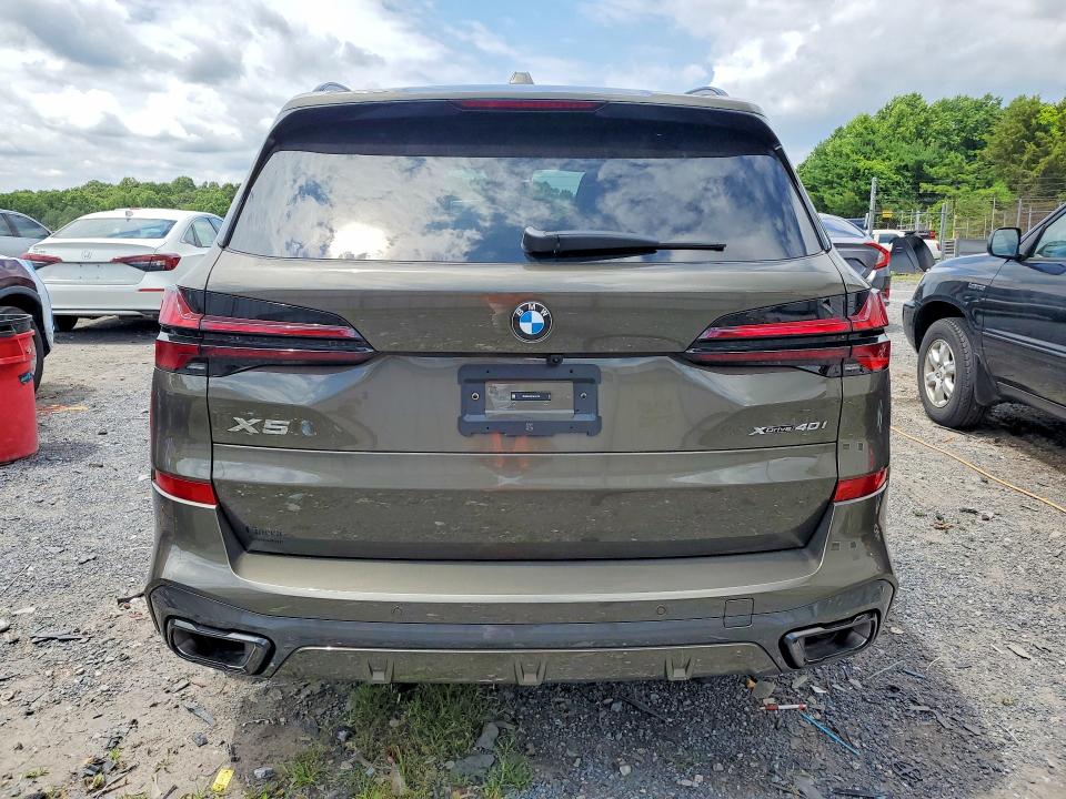 60015026 :رقم المزاد ، 5UX23EU09T9417736 vin ، 2026 Bmw X5 مزاد بيع