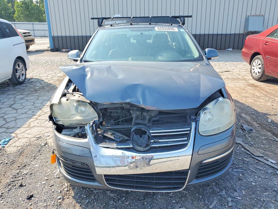 62035896 :رقم المزاد ، 3VWRF71K46M755170 vin ، 2006 Volkswagen Jetta مزاد بيع
