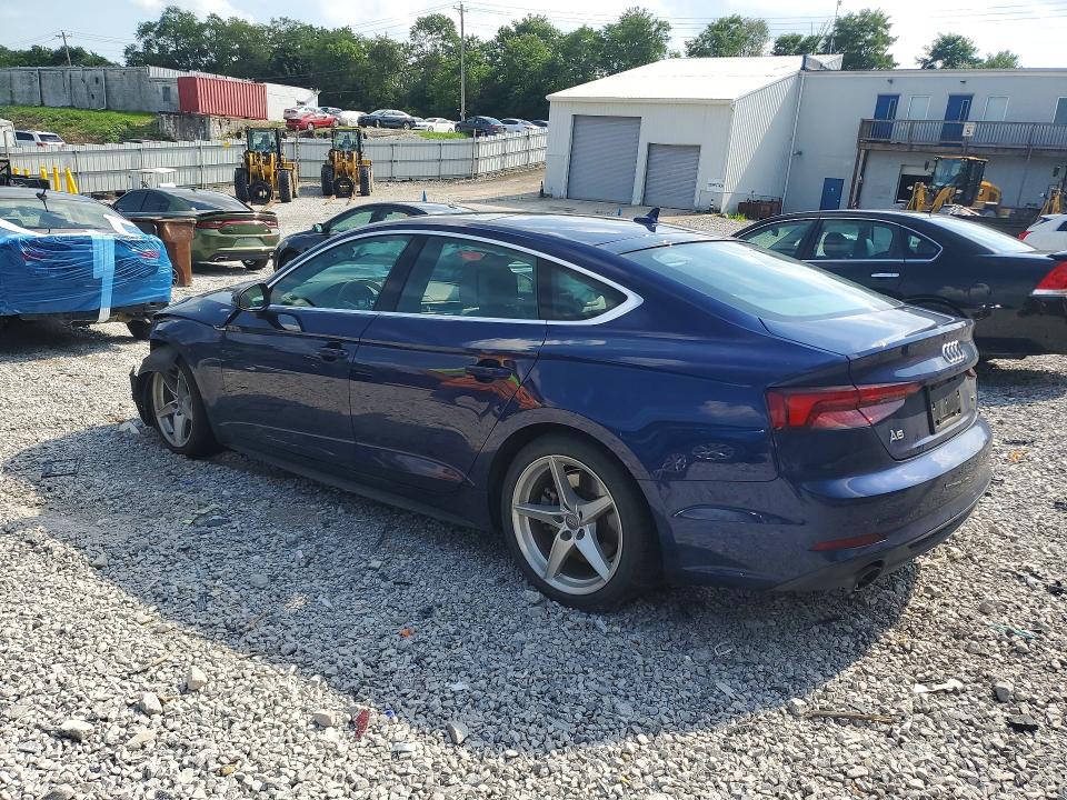 2019 Audi A5 მანქანა იყიდება აუქციონზე, vin: WAUENCF55KA031556, აუქციონის ნომერი: 60395496