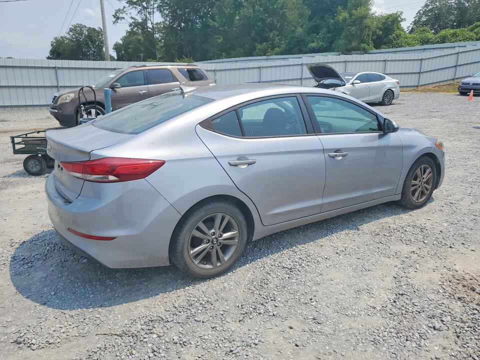 62792206 :رقم المزاد ، 5NPD84LF1HH161022 vin ، 2017 Hyundai Elantra مزاد بيع