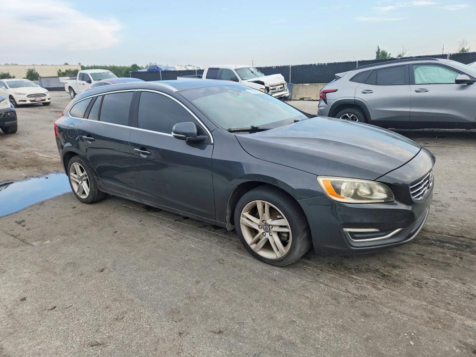 2015 Volvo V60 მანქანა იყიდება აუქციონზე, vin: YV126MEB2F1199574, აუქციონის ნომერი: 61361706