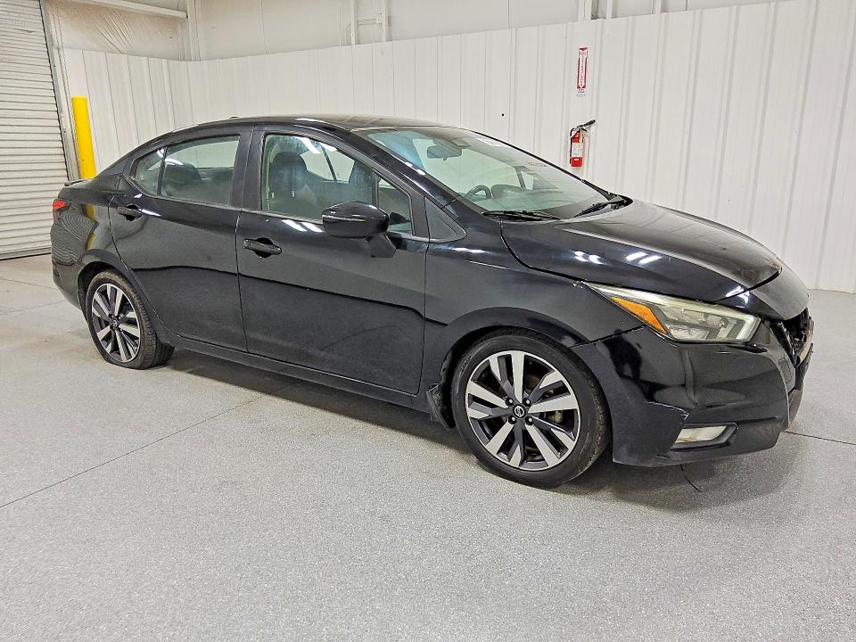 61226736 :رقم المزاد ، 3N1CN8FV4LL828661 vin ، 2020 Nissan Versa مزاد بيع
