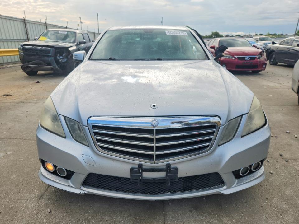 2010 Mercedes-benz E მანქანა იყიდება აუქციონზე, vin: WDDHF5GB2AA135729, აუქციონის ნომერი: 60690216