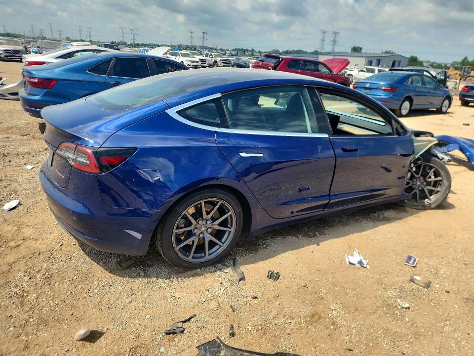 2019 Tesla Model 3 მანქანა იყიდება აუქციონზე, vin: 5YJ3E1EB8KF418275, აუქციონის ნომერი: 59106316