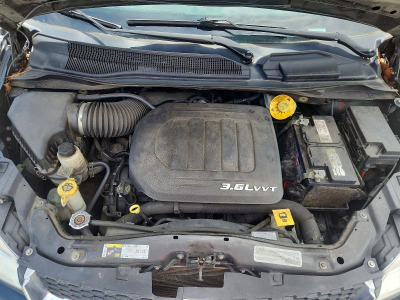 61404916 :رقم المزاد ، 2C4RDGCG7JR203391 vin ، 2018 Dodge Grand Caravan مزاد بيع