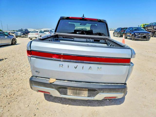 2025 Rivian R1t მანქანა იყიდება აუქციონზე, vin: 7FCTGBAA8SN035090, აუქციონის ნომერი: 59009816