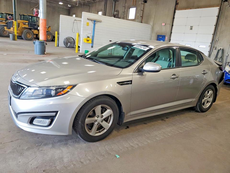 60094746 :رقم المزاد ، KNAGM4A79F5528621 vin ، 2015 Kia Optima مزاد بيع