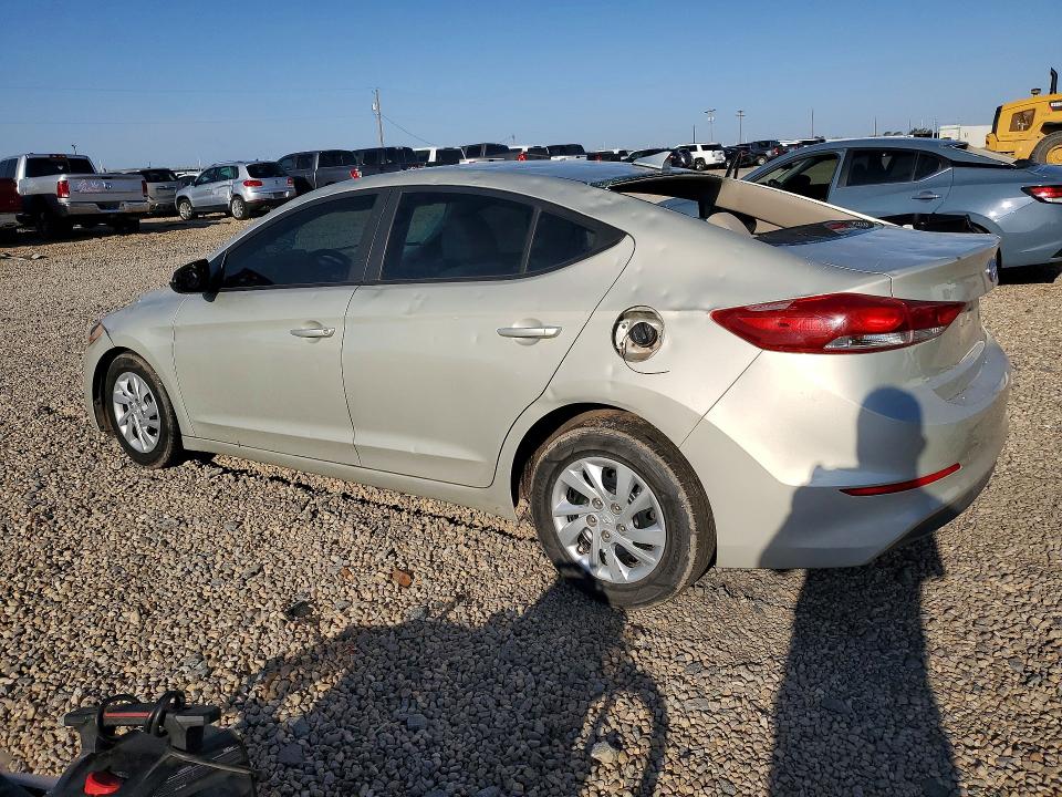 2017 Hyundai Elantra მანქანა იყიდება აუქციონზე, vin: 5NPD74LF7HH081694, აუქციონის ნომერი: 58494916