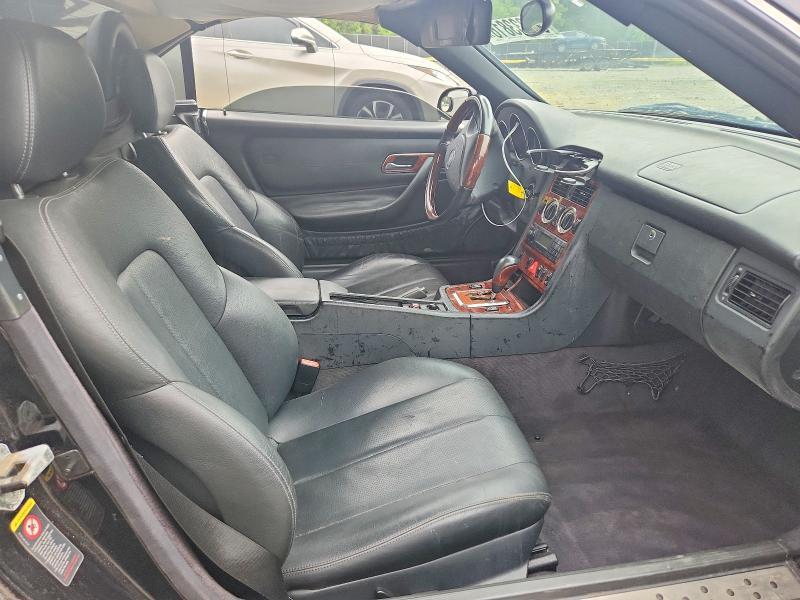 Продажа на аукционе авто 2002 Mercedes-benz Slk, vin: WDBKK65F32F242802, номер лота: 53233816
