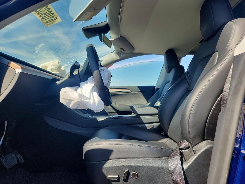 61093226 :رقم المزاد ، 7SAYGDEE1PA124414 vin ، 2023 Tesla Model Y مزاد بيع
