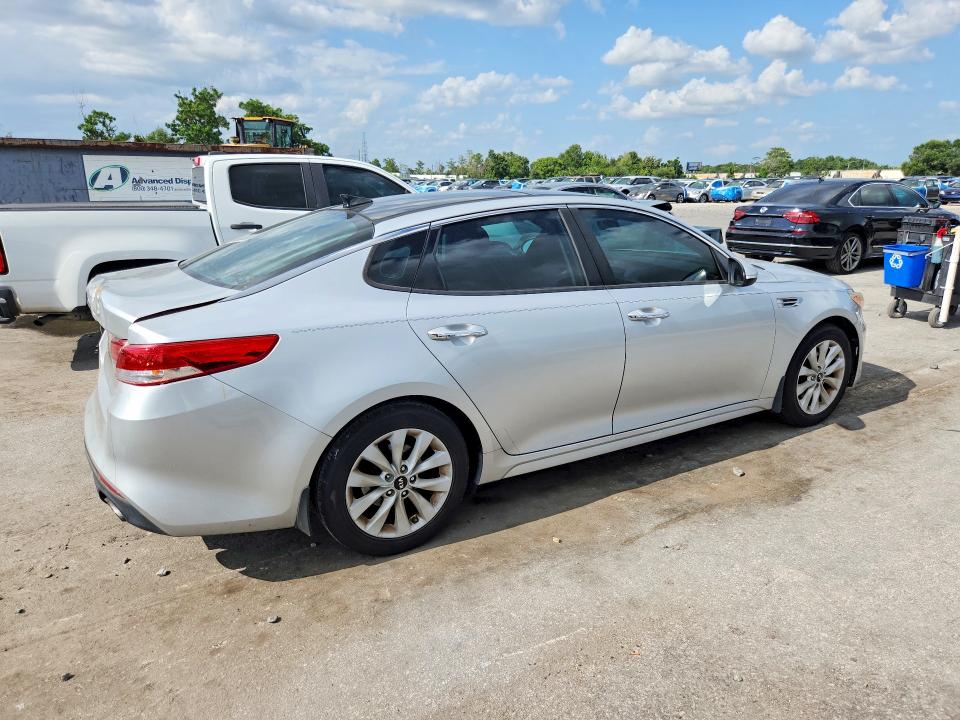 Продажа на аукционе авто 2016 Kia Optima, vin: 5XXGU4L37GG057479, номер лота: 62051656